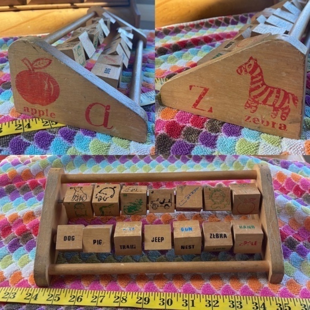 VNTG READING BLOCK WOOD TOY 50s 60s FLASHCARDS BUILDING JEEP ALPHABET LEARNING